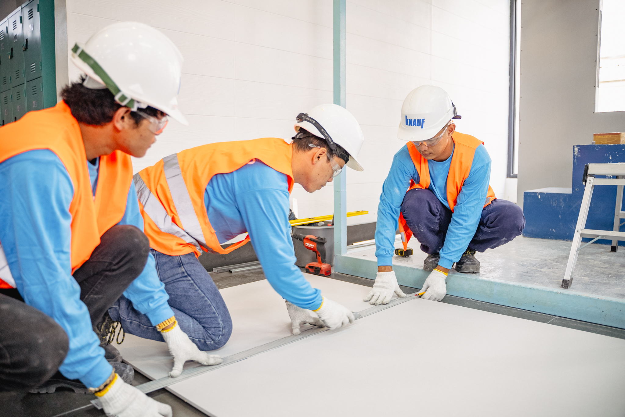 Knauf and B+PH Event Basic Drywall and Ceiling Installation Training